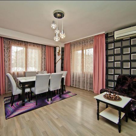 Perla 2-Bdrm In The Heart Of The City Varna Exterior photo