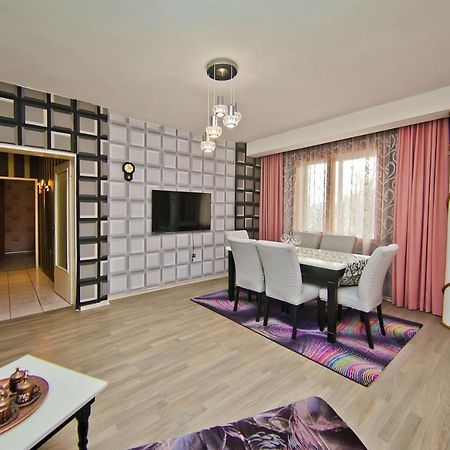 Perla 2-Bdrm In The Heart Of The City Varna Exterior photo